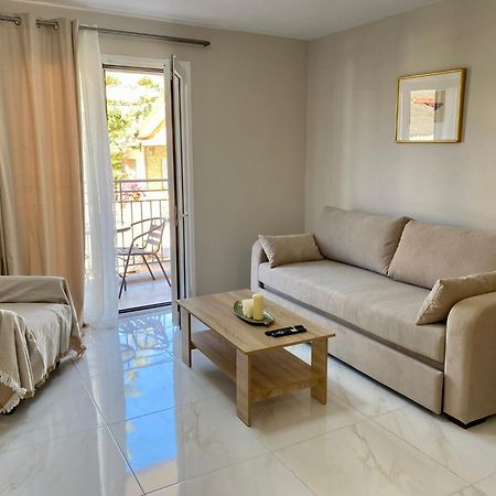 Arian Apartments アルゴストリオン エクステリア 写真
