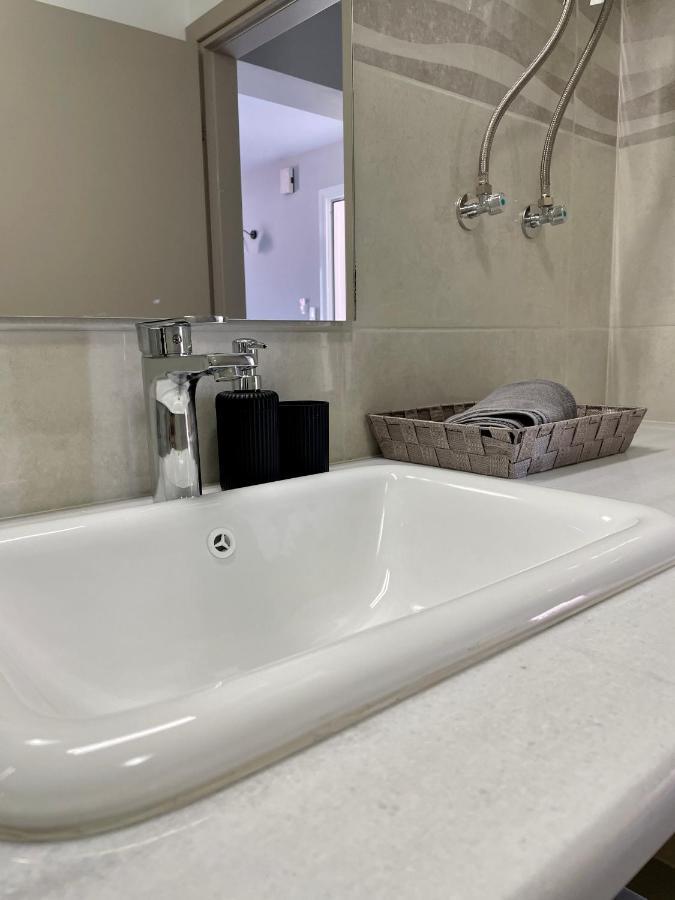 Arian Apartments アルゴストリオン エクステリア 写真