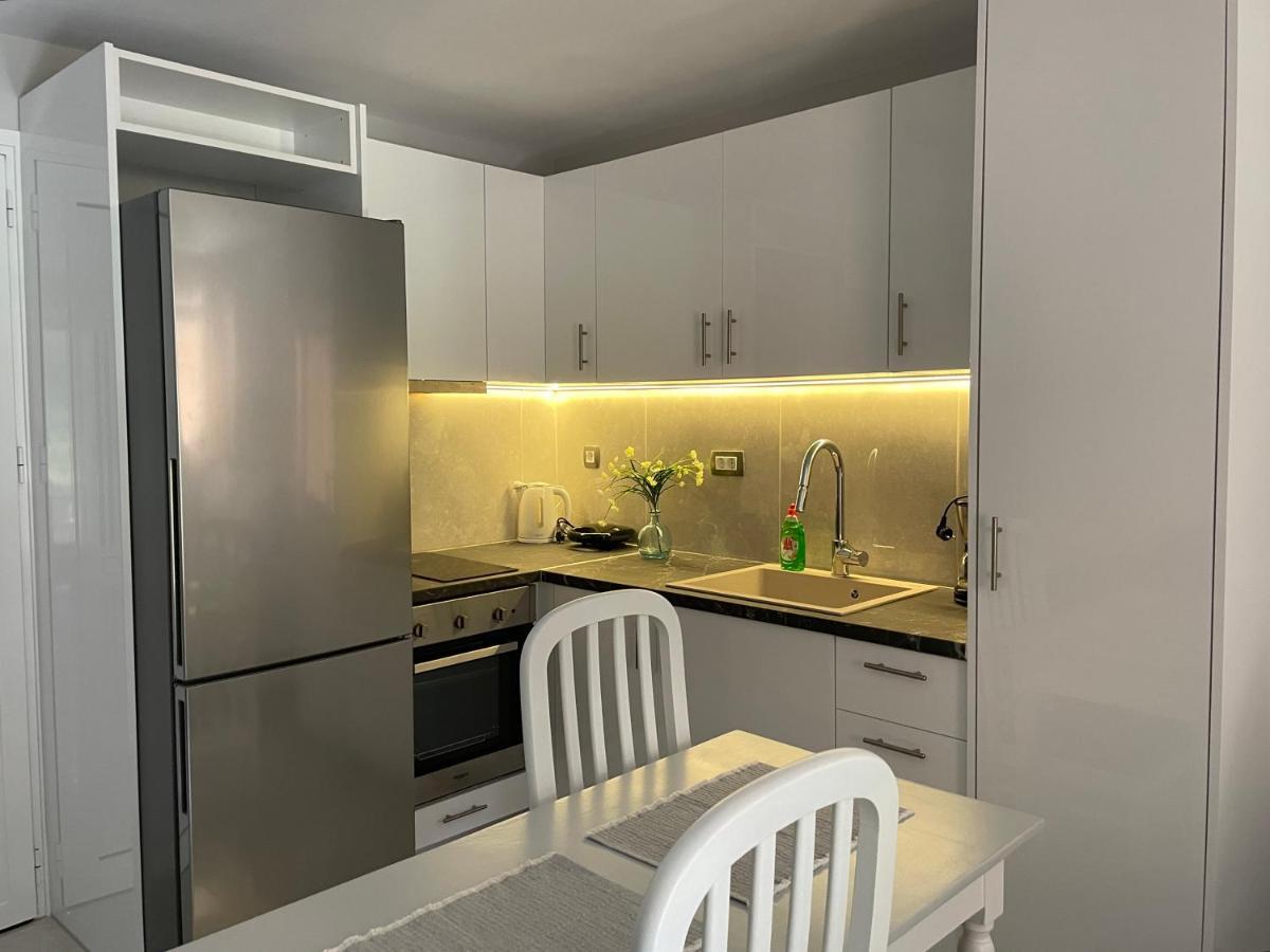 Arian Apartments アルゴストリオン エクステリア 写真